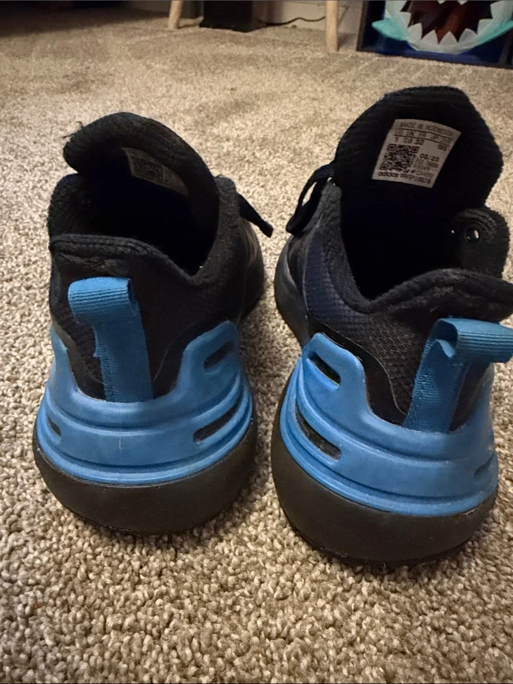adidas lightweight running